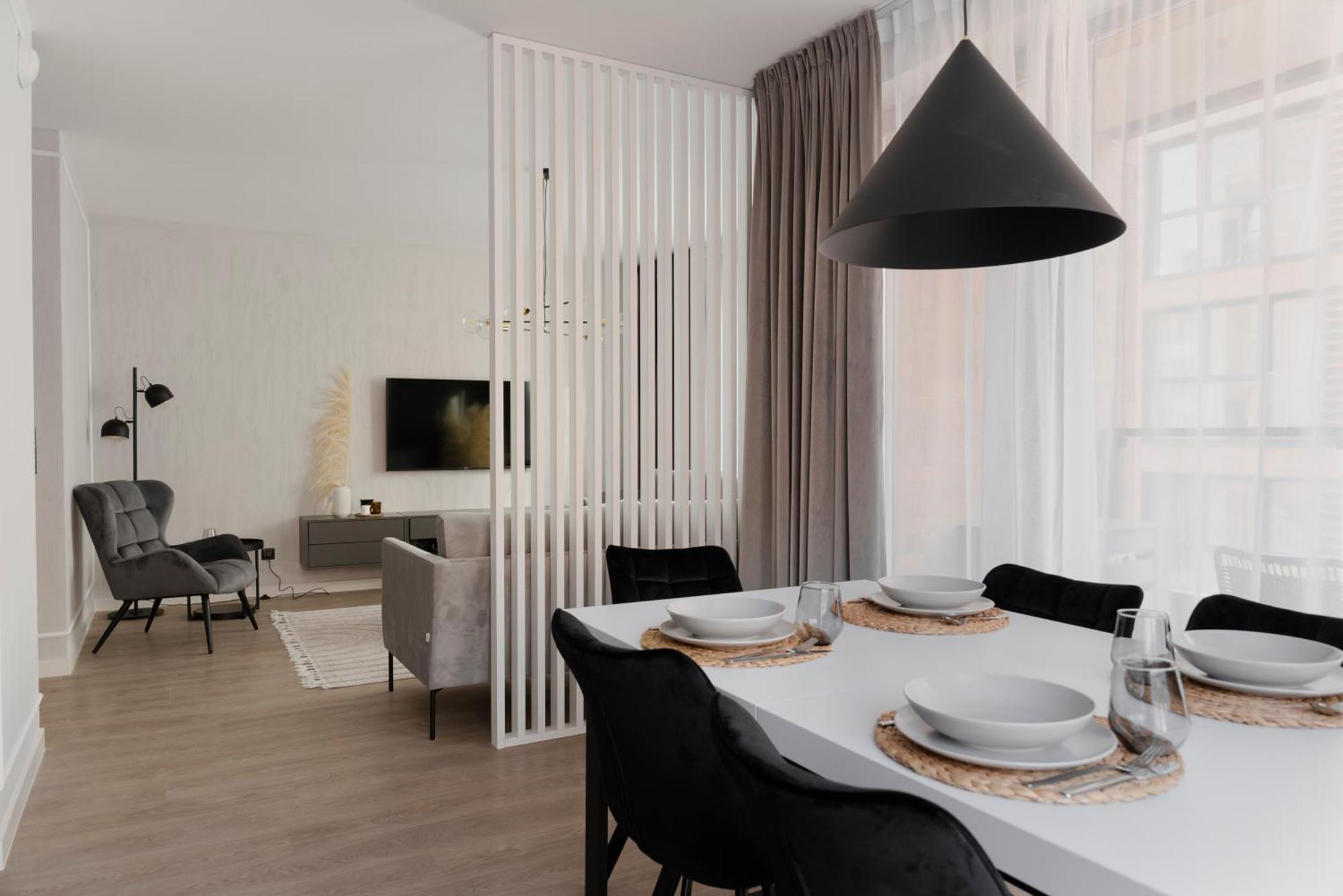 Scala 60D City Center Apartments With Parking By Lion Apartments غدانسك المظهر الخارجي الصورة